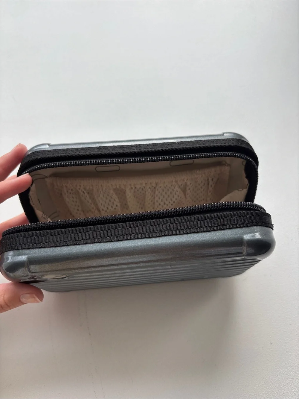 RIMOWA Compact Vanity case